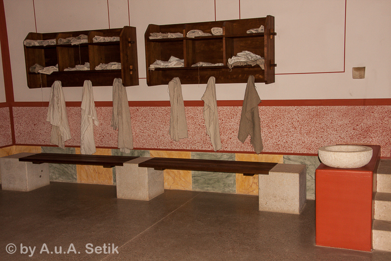 Canon EOS 40D; 18-250mm; 28 mm; 1/200 Sek. bei f / 8,0; 