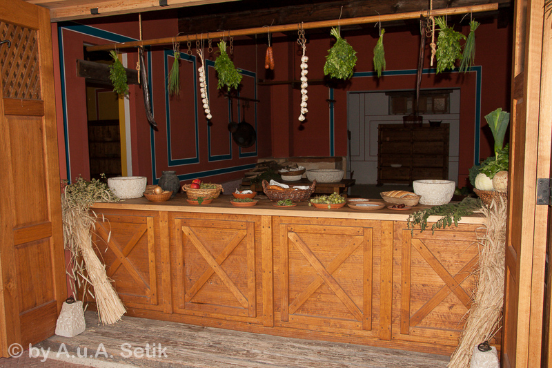 Canon EOS 40D; 18-250mm; 18 mm; 1/200 Sek. bei f / 8,0; 