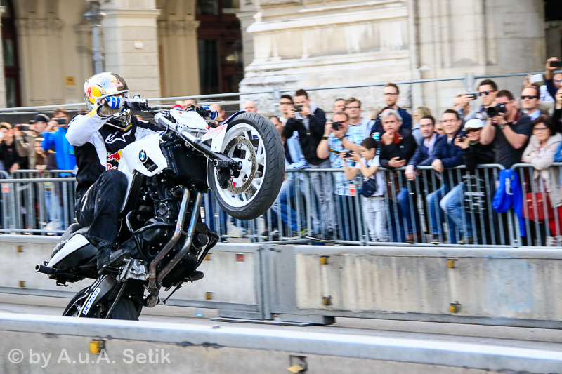 Canon EOS 7D Mark II; 18-200mm; 78 mm; 1/400 Sek. bei f / 6,3; 