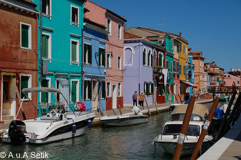 Canon EOS 7D Mark II; 18-200mm; 33 mm; 