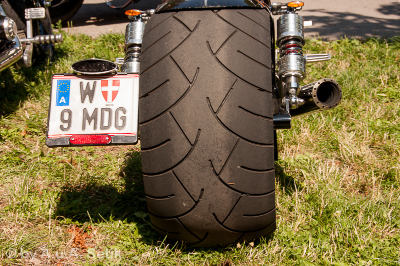 Canon EOS 40D; 18-250mm; 43 mm; 1/400 Sek. bei f / 9,0; 