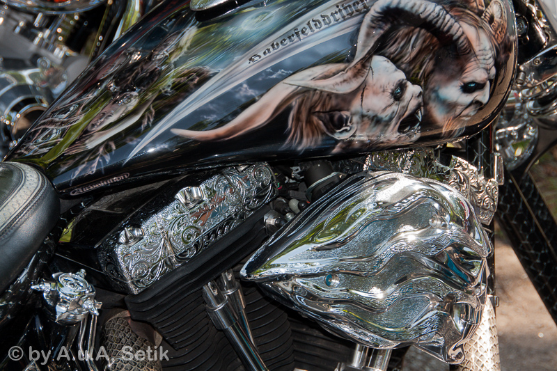 Canon EOS 40D; 18-250mm; 80 mm; 1/125 Sek. bei f / 6,3; 