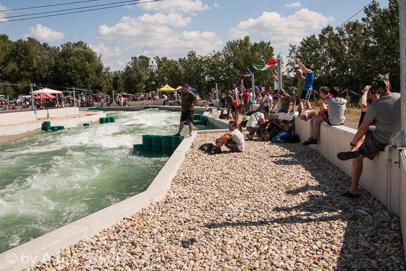 Canon EOS 40D; 18-270mm; 21 mm; 1/500 Sek. bei f / 14; 