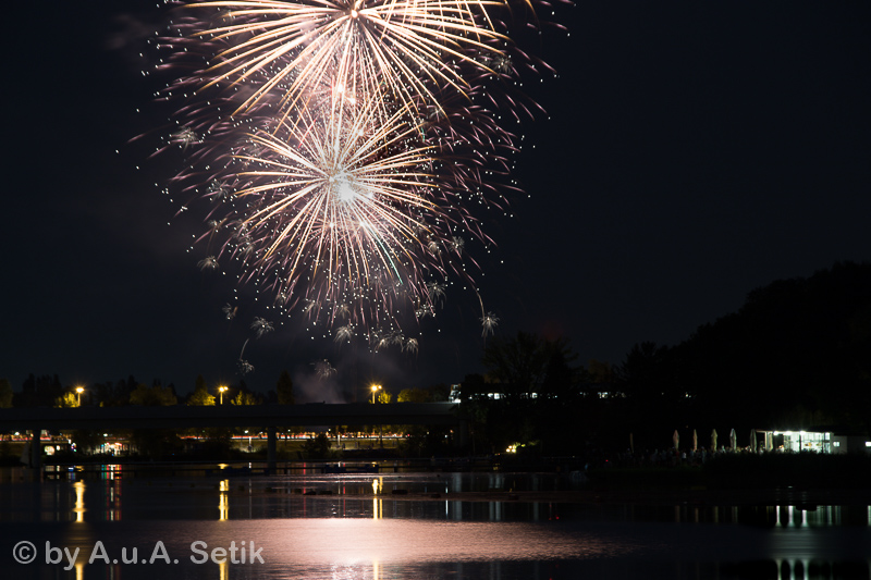 Canon EOS 7D Mark II; 18-200mm; 115 mm; 13,0 Sek. bei f / 8,0; 