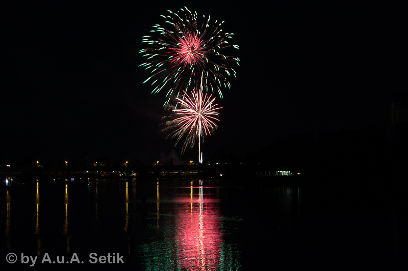 Canon EOS 7D Mark II; 18-200mm; 51 mm; 3,0 Sek. bei f / 8,0; 