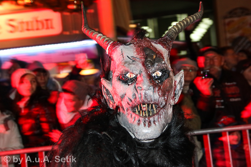 Canon EOS 7D Mark II; 18-200mm; 51 mm; 1/60 Sek. bei f / 5,6; 