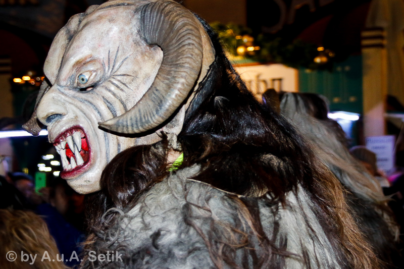 Canon EOS 7D Mark II; 18-200mm; 51 mm; 1/60 Sek. bei f / 5,0; 