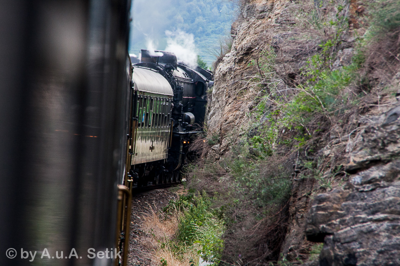 Canon EOS 40D; 18-250mm; 250 mm; 1/40 Sek. bei f / 10; 