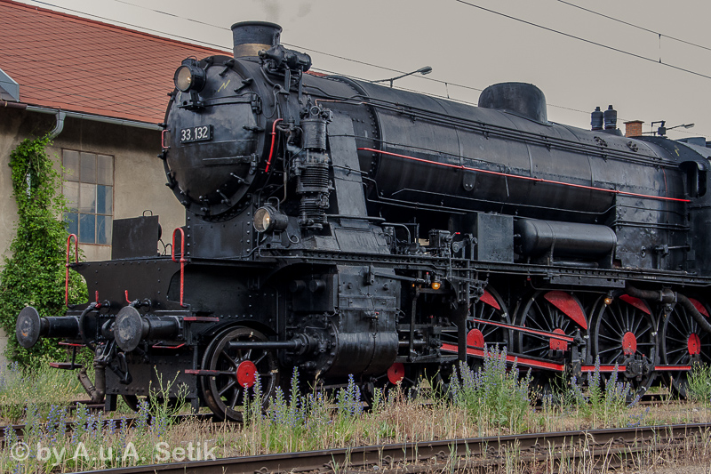 Canon EOS 40D; 18-250mm; 35 mm; 1/80 Sek. bei f / 9,0; 